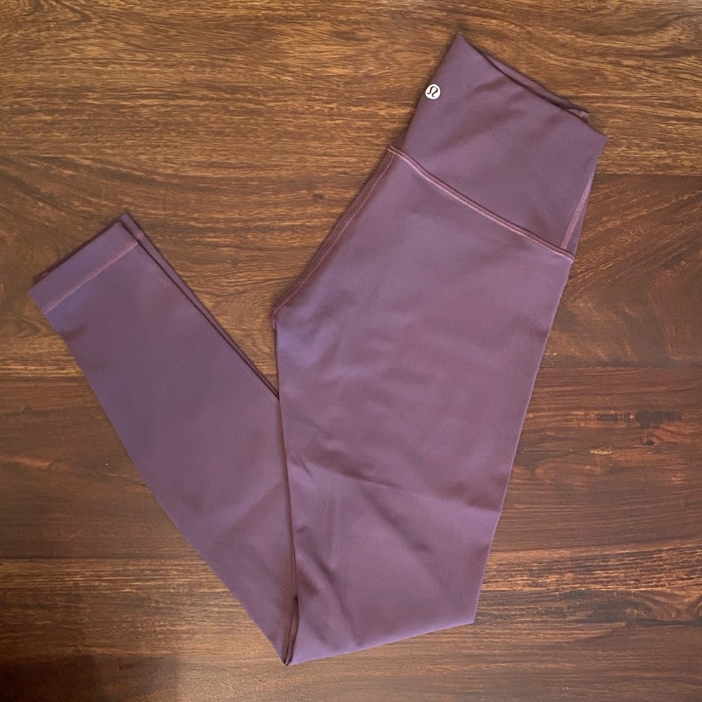 Lululemon Wunder Under Luxtreme Hi-Rise Leggings sz (6)25 inseam Grape Thistle